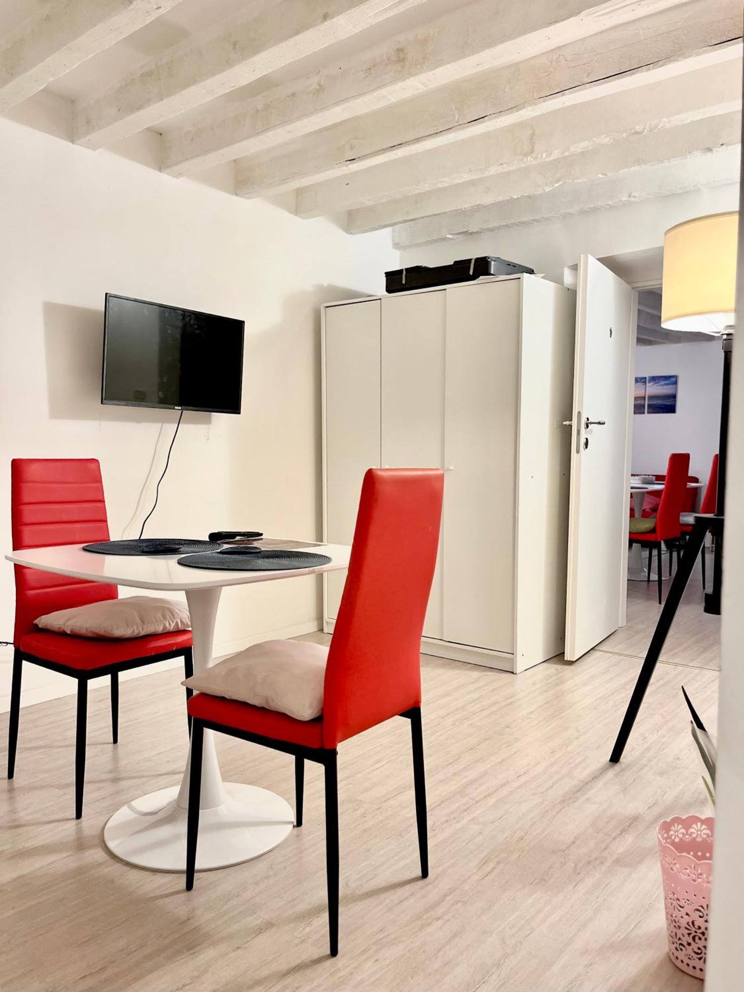 Genova Centro Affittacamere- Bagno In Comune Kültér fotó
