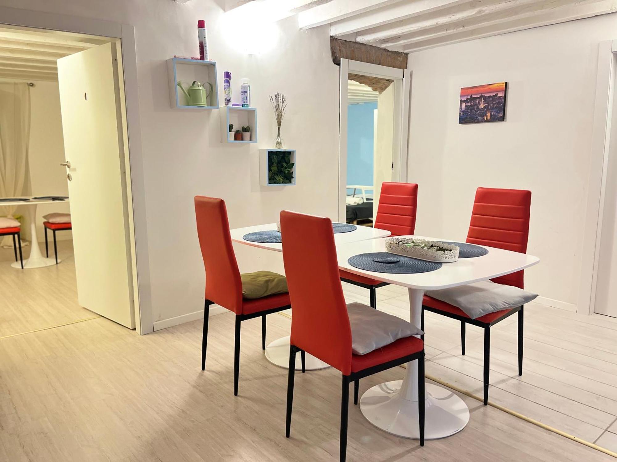 Genova Centro Affittacamere- Bagno In Comune Kültér fotó